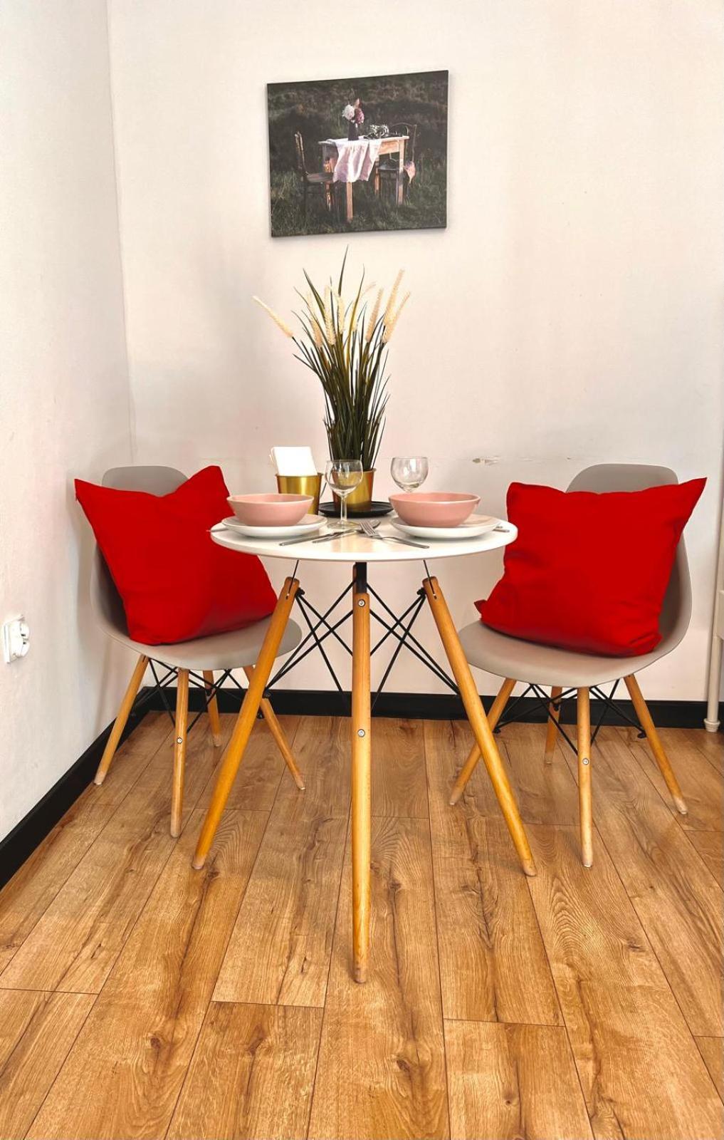 Apartament 1 In Center *