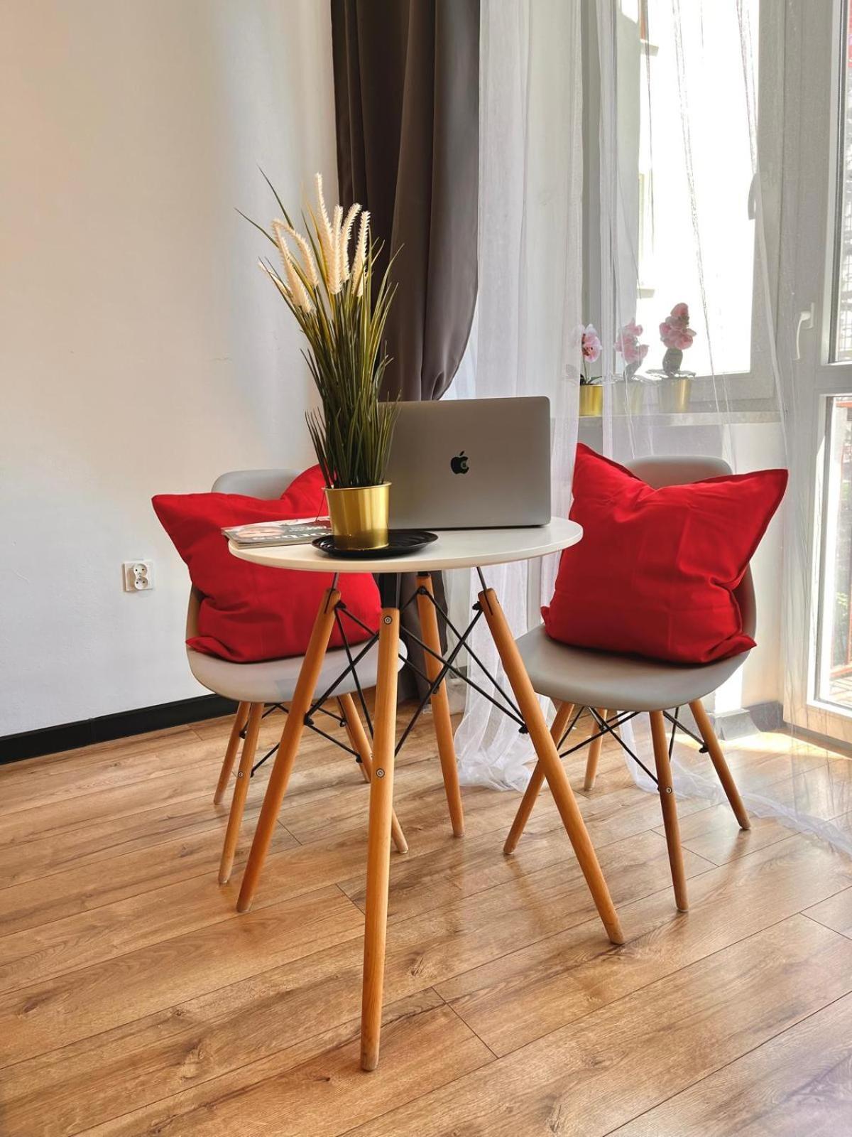 Apartament 1 In Center *
